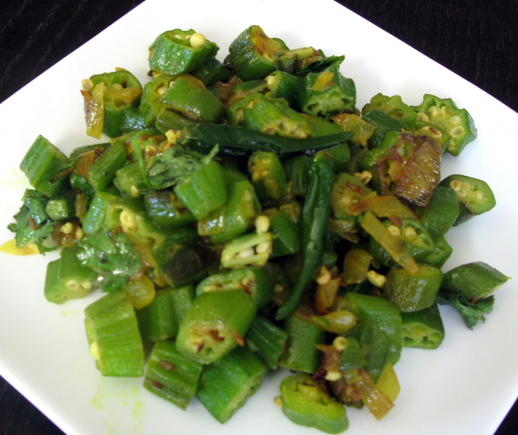 Derosh Bhaji (pan-fried okra) | DeshiGrub.com